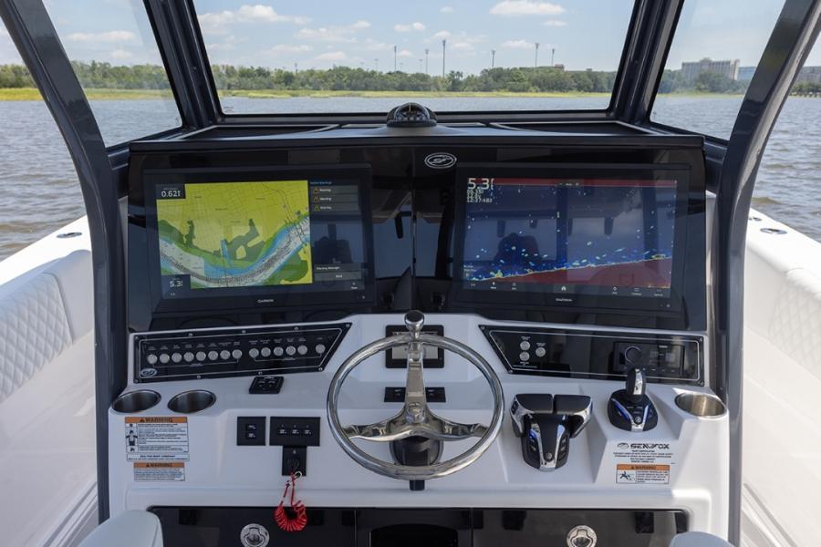 2026 Sea Fox 368 Commander