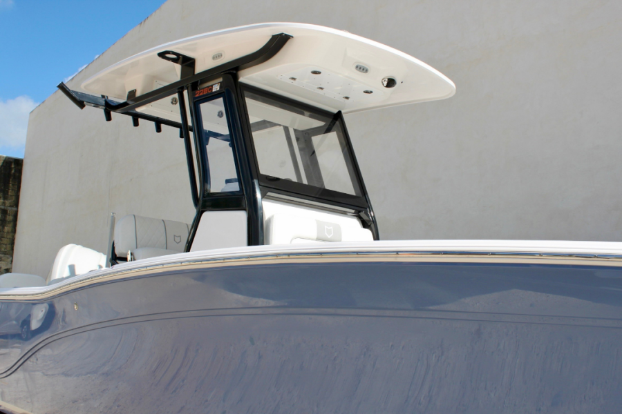 2025 Sea Fox 228 Commander