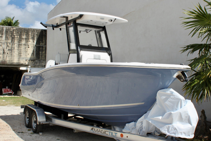 2025 Sea Fox 228 Commander